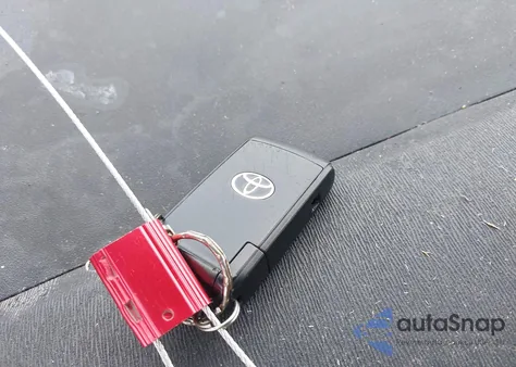 2008 Toyota Prius z USA, uszkodzony, nr VIN JTDKB20U887787283